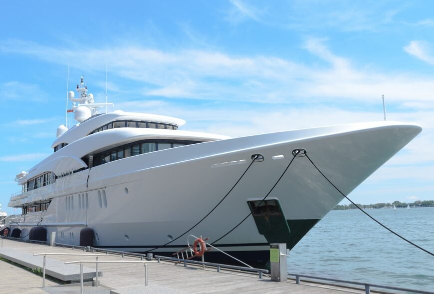 Rich People Are Buying More Super-Yachts Rich People Are Buying More Super-Yachts