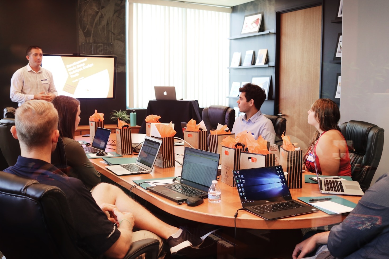 Modern Trends in Executive Digital Presence